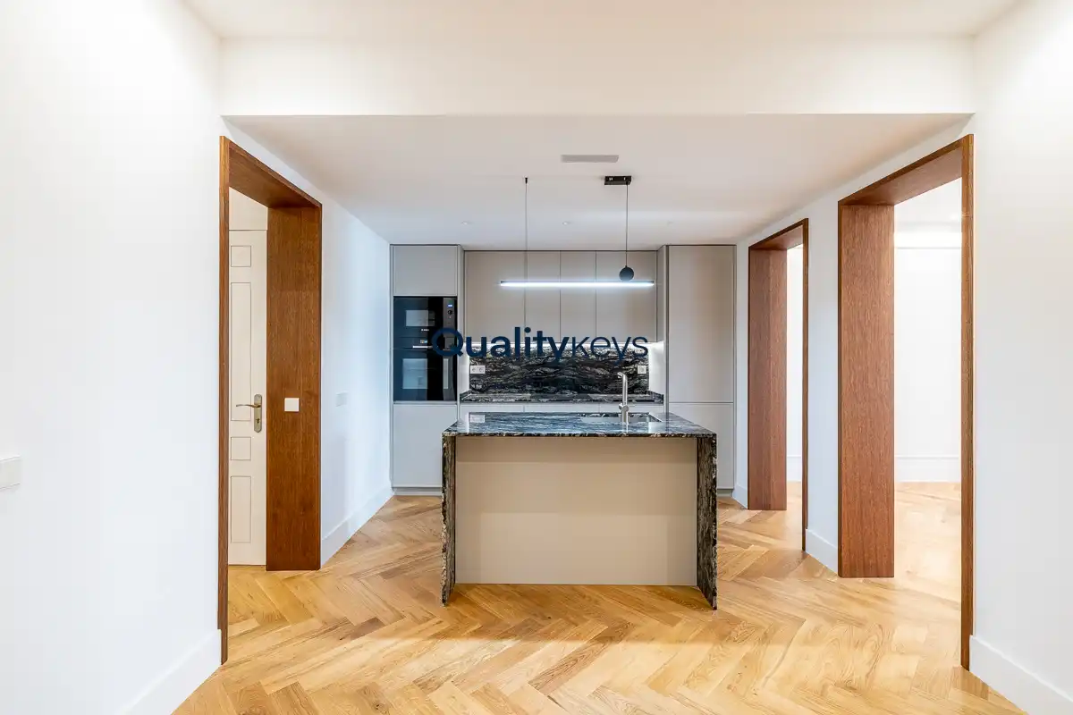 Kitchen of Flat for sale in Madrid  with Air Conditioner, Heating and Storage room