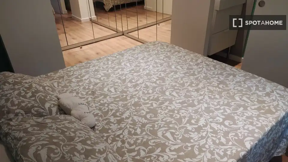 Habitación de Apartamento para compartir en Valencia con Aire acondicionado, Terraza y Amueblado
