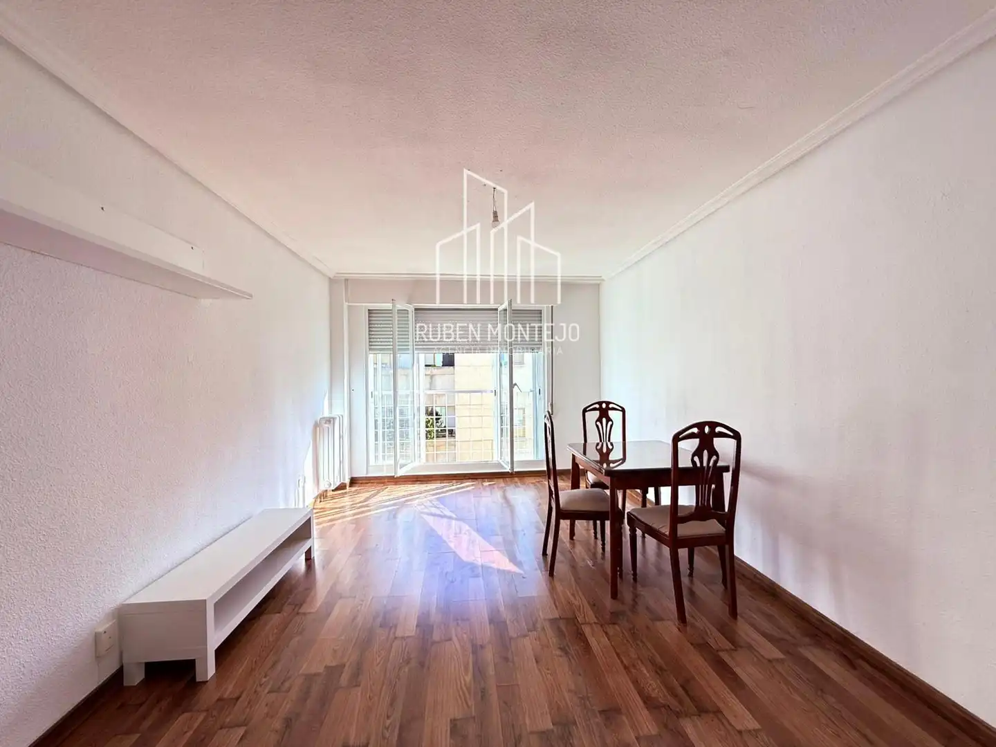 Außenansicht von Wohnung zum Verkauf in Santa Marta de Tormes mit Heizung, Terrasse und Balkon