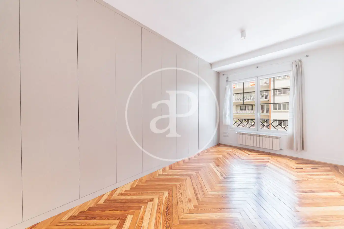 Bedroom of Flat for rent in Madrid  with Air Conditioner and Heating