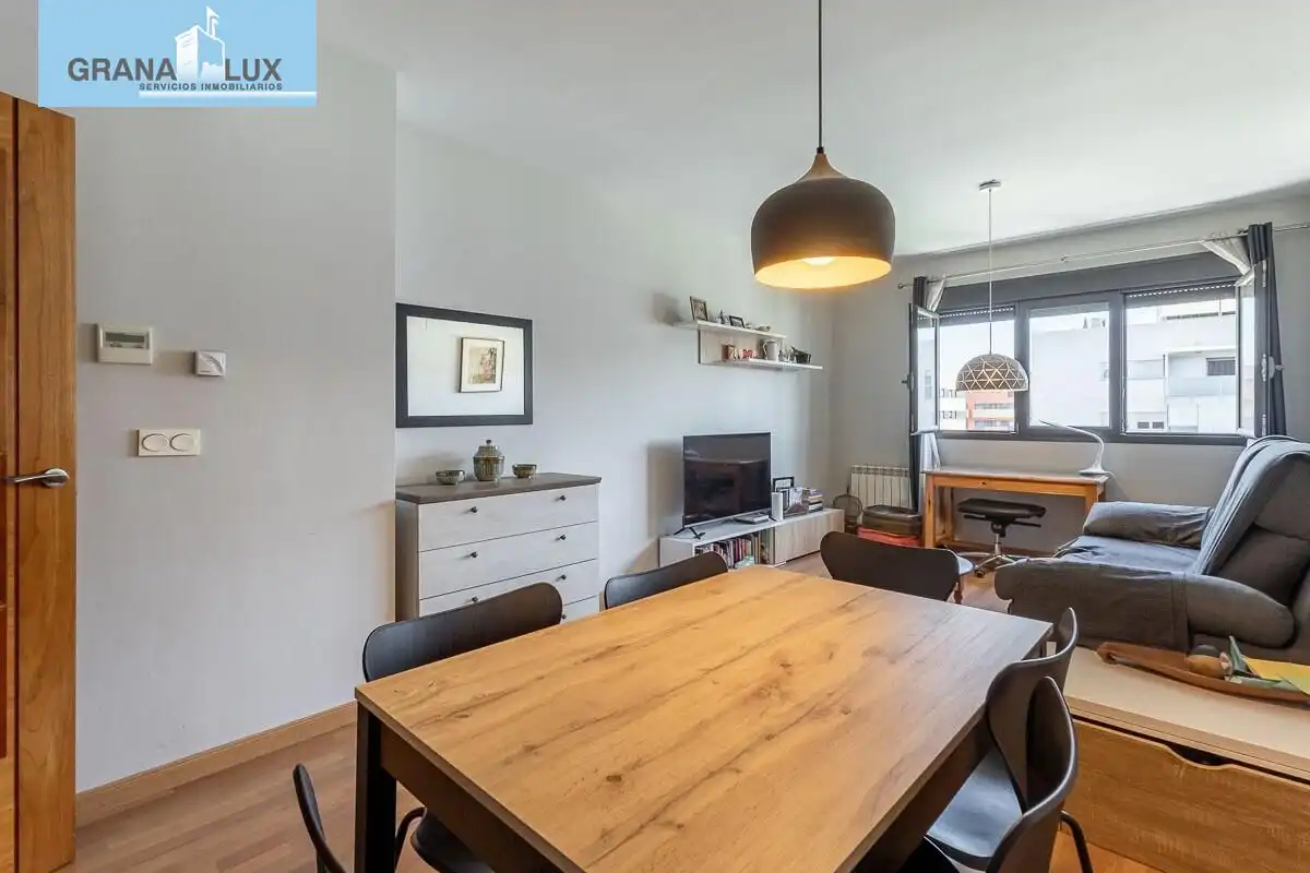 Piso con piscina en venta en Calle Emir, imagen 3