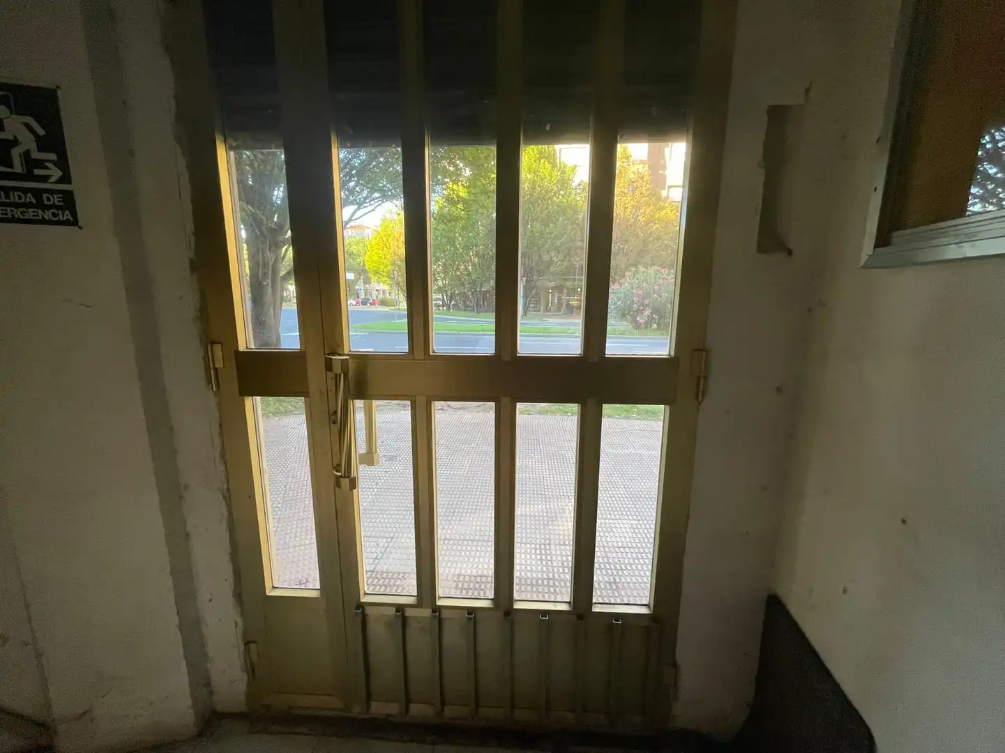 Local en venta en  Logroño