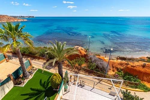 Vista exterior de Pis en venda en Orihuela