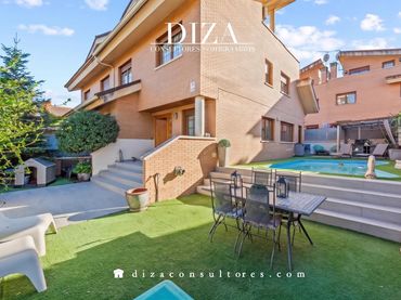 Haus mit Pool zum Verkauf in Moncloa - Aravaca