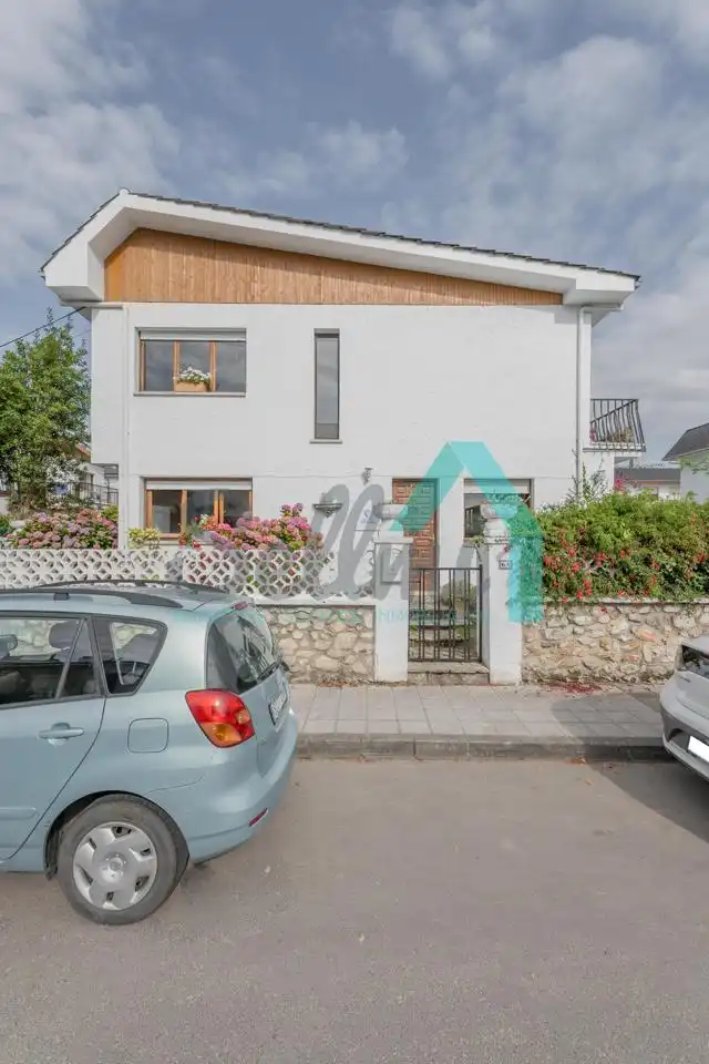 Exterior view of Detached homes for sale in Llanes  with Heating, Private garden and Terrace