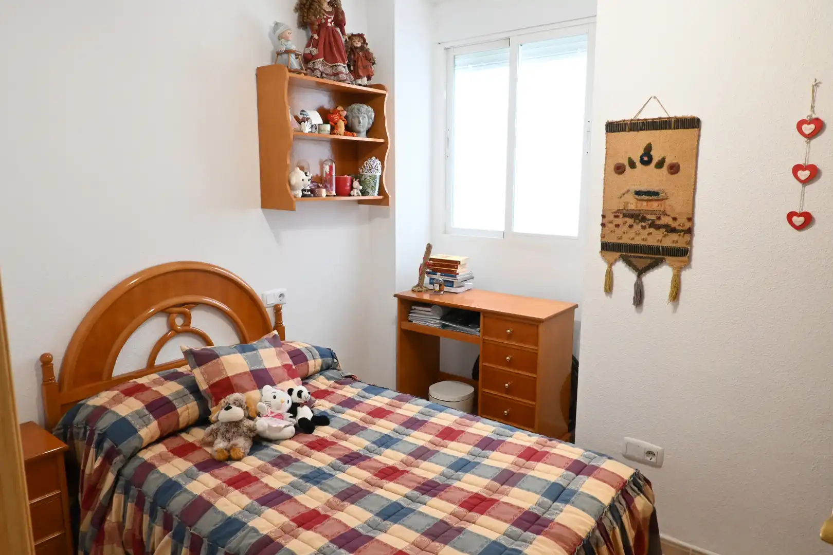 Bedroom of Flat for sale in Churriana de la Vega  with Air Conditioner and Furnished