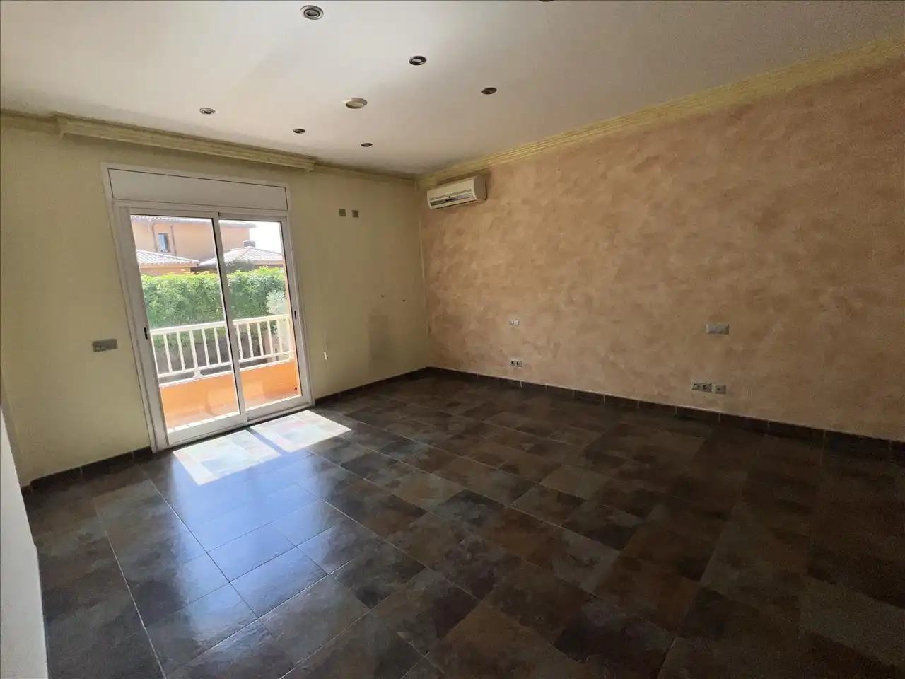 Sala de estar de Apartamento en venta en Lloret de Mar con Aire acondicionado, Calefacción y Jardín privado