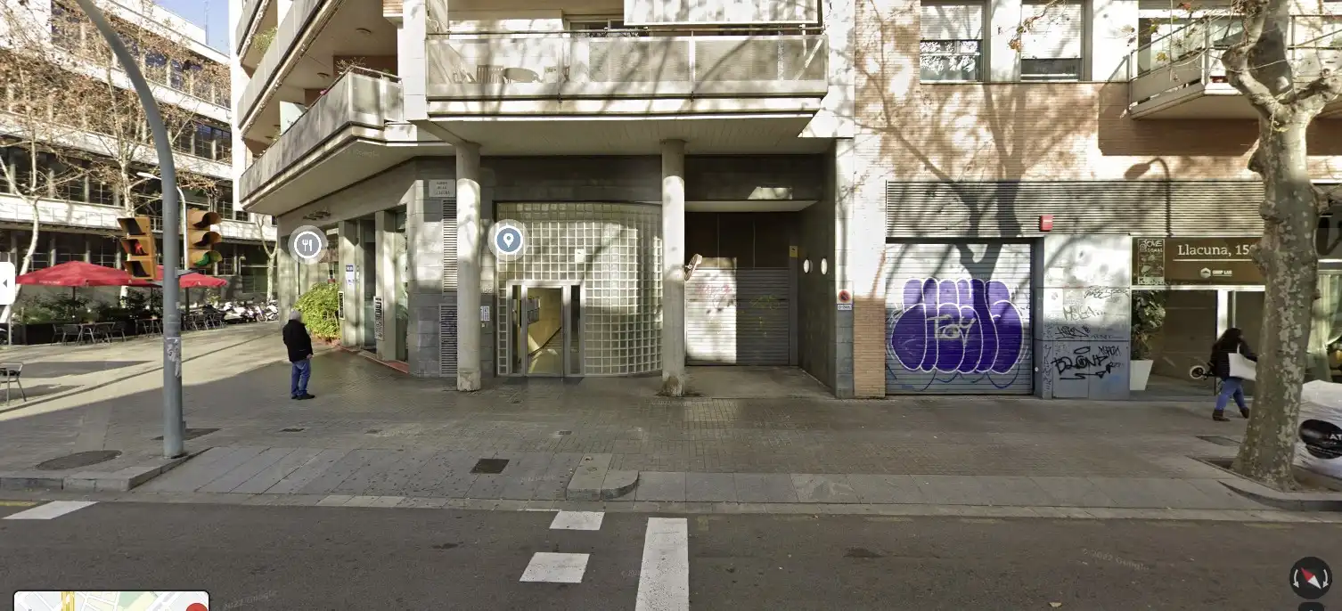 Garatge de lloguer a Carrer de la Llacuna, 152, Provençals del Poblenou