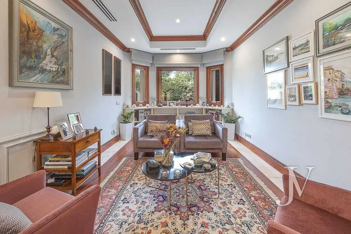 Sala d'estar de Casa adosada en venda en Madrid amb Aire condicionat, Calefacció i Jardí privat