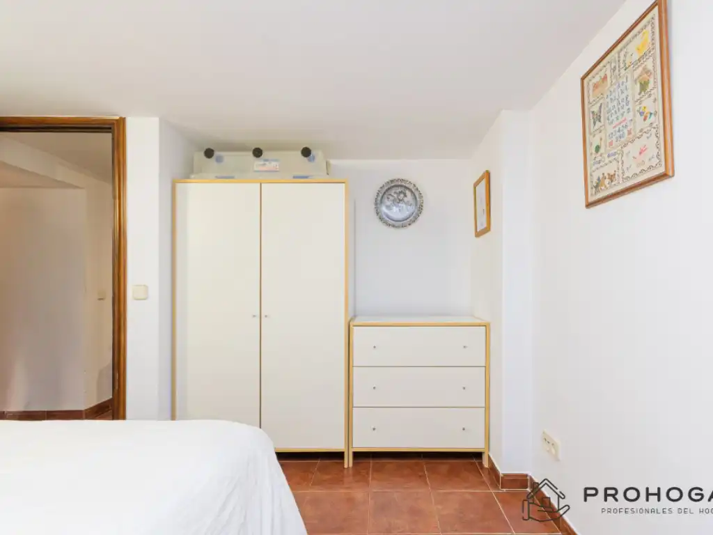 Habitación de Casa adosada en venta en Colmenar Viejo con Amueblado y Domótica