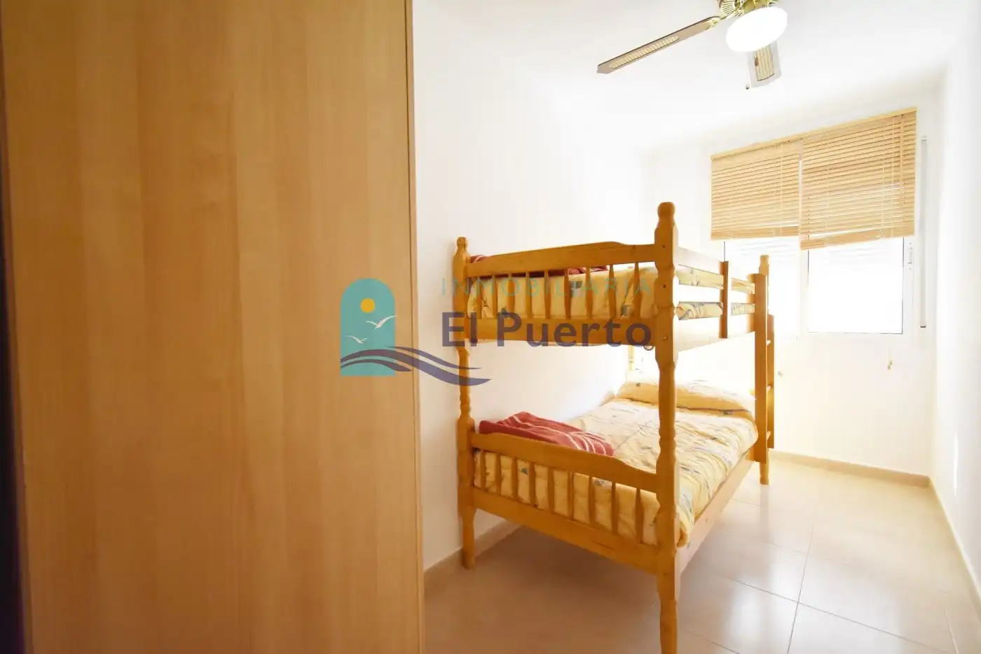 Dormitori de Apartament en venda en Mazarrón amb Terrassa, Traster i Moblat