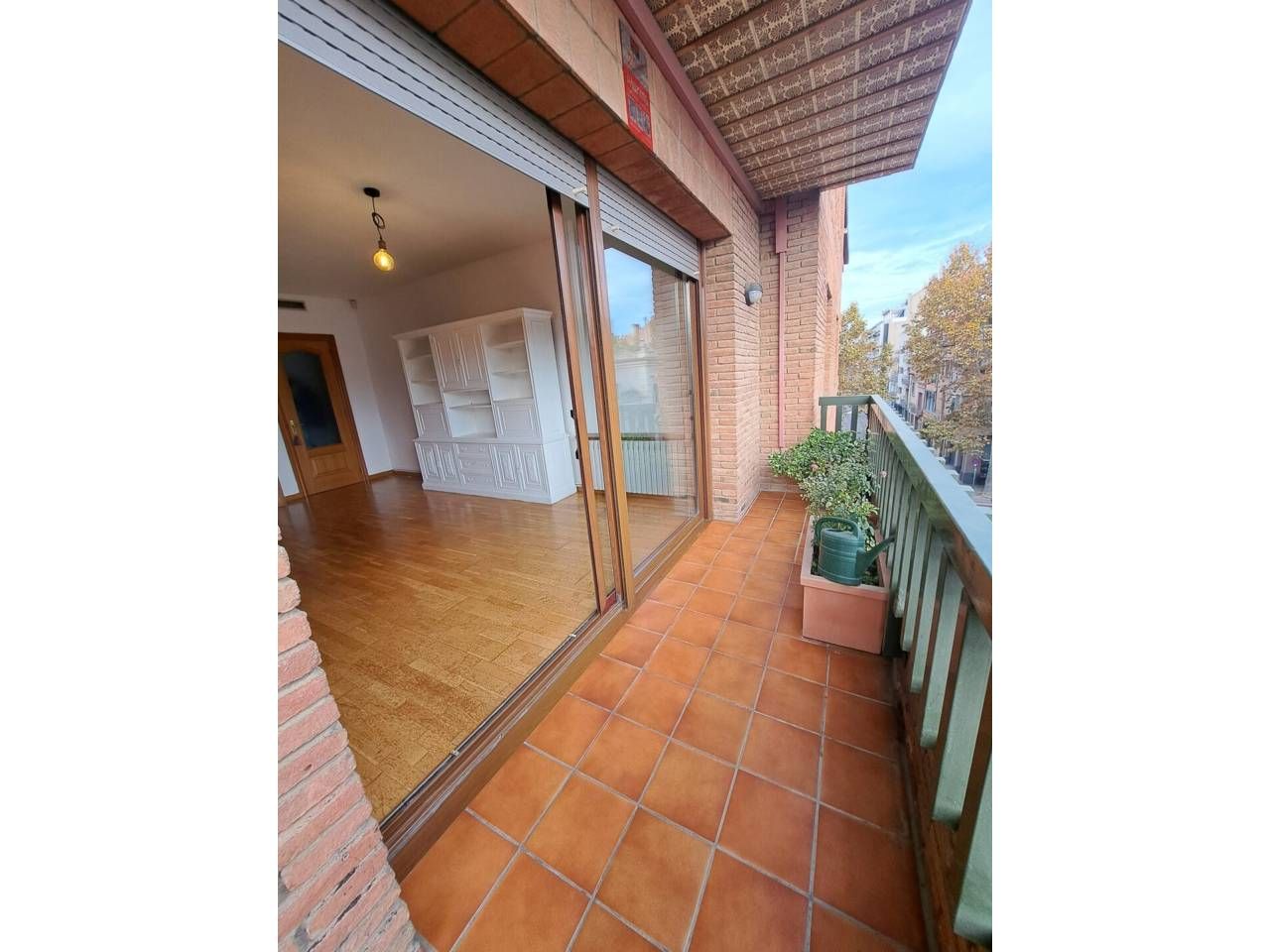 Vista exterior de Pis de lloguer en Sabadell amb Aire condicionat, Calefacció i Parquet