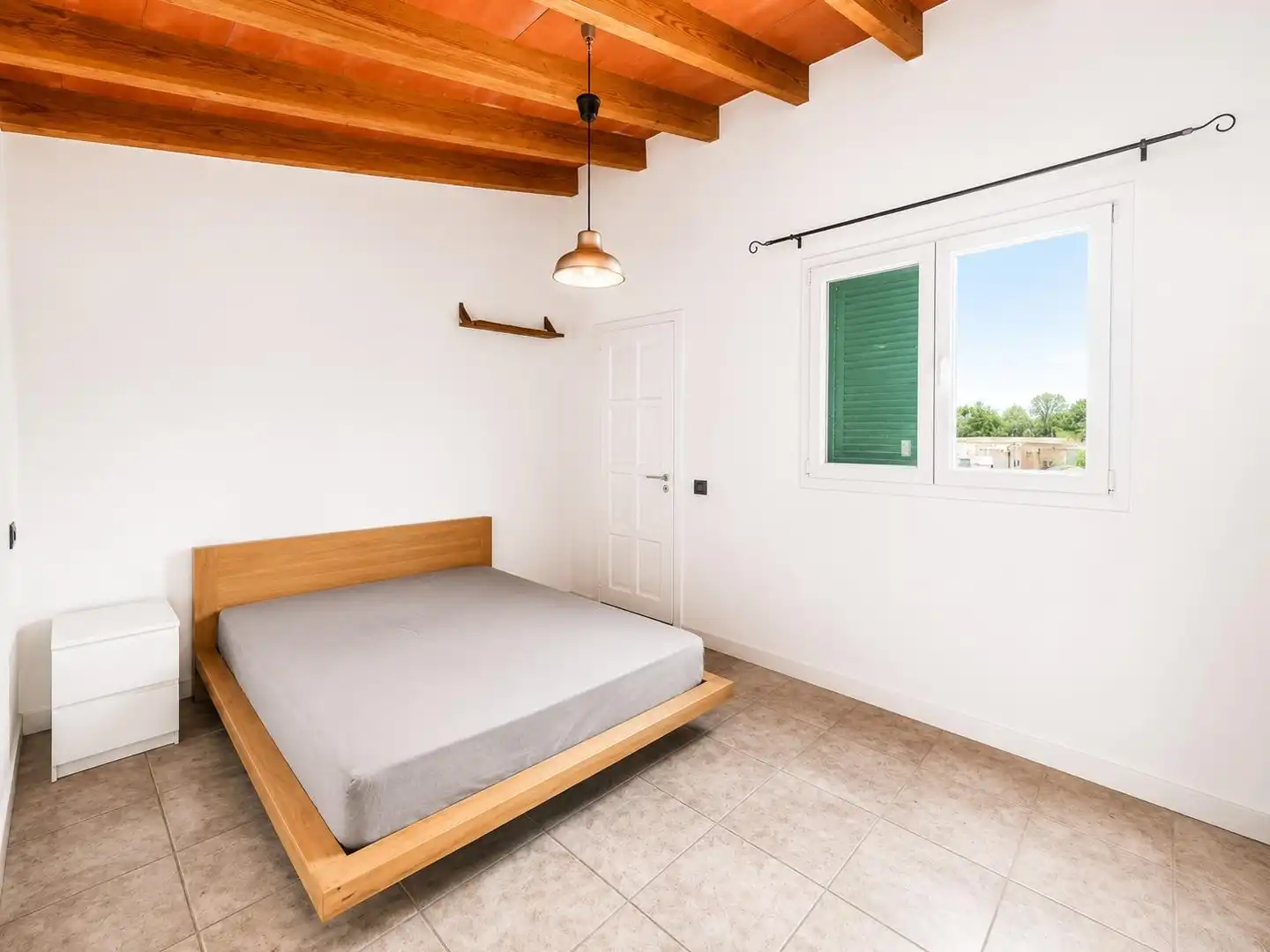 Habitación de Finca rústica en venta en Sant Joan con Aire acondicionado, Calefacción y Jardín privado