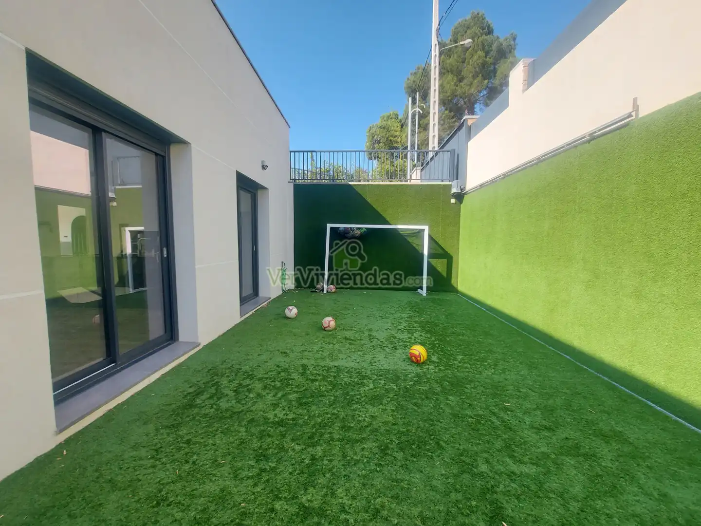 Garten von Haus oder Chalet zum Verkauf in Pallejà mit Klimaanlage, Heizung und Privatgarten