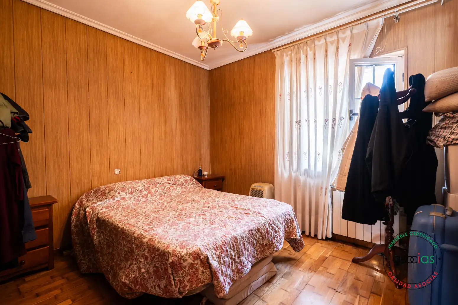 Schlafzimmer von Dachboden zum Verkauf in Gijón  mit Heizung, Parkett und Terrasse