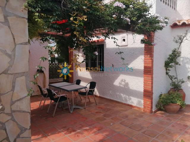 Casa-chalet en Alquiler en Oliva Playa