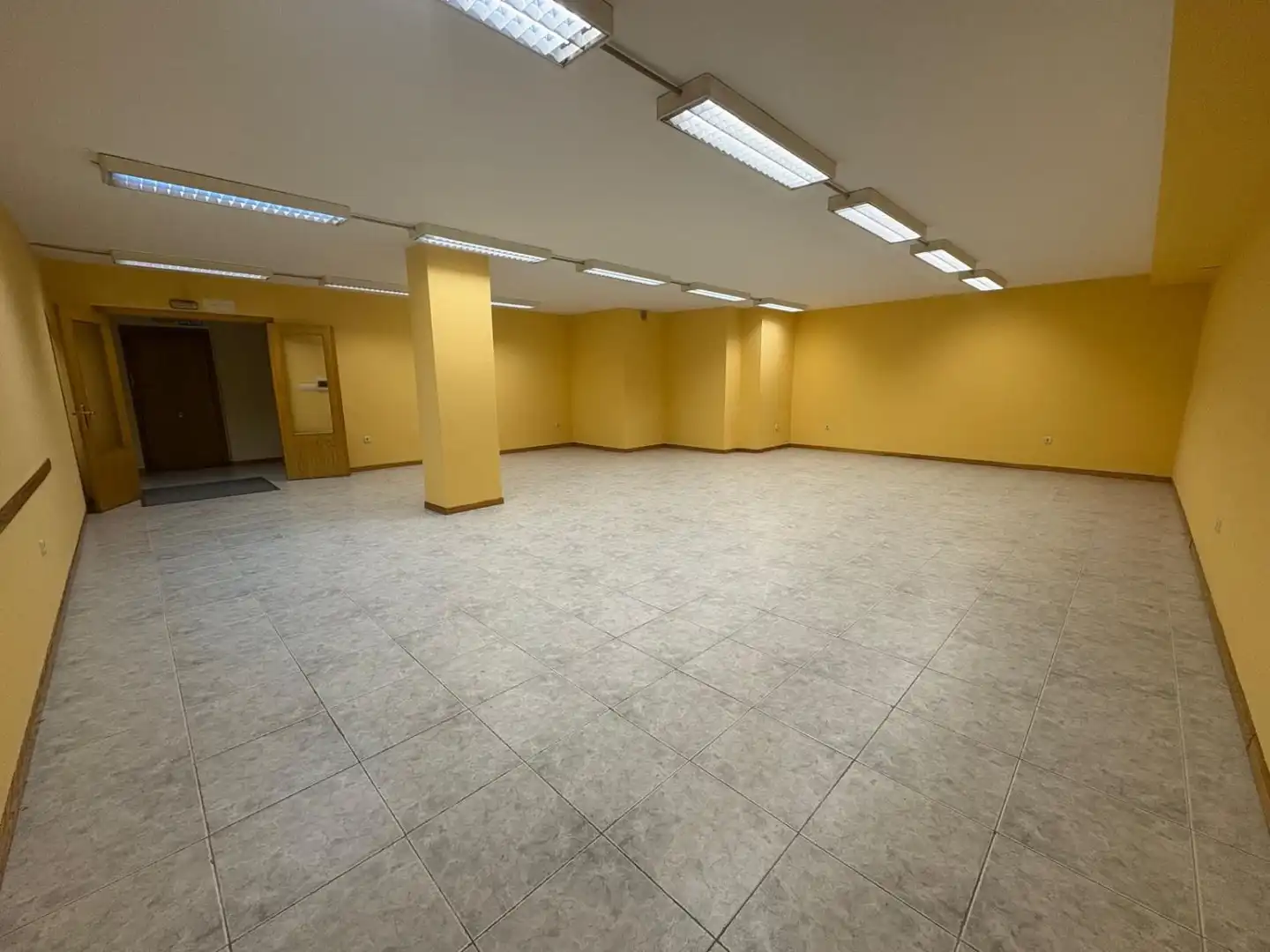Oficina de alquiler en Oviedo 