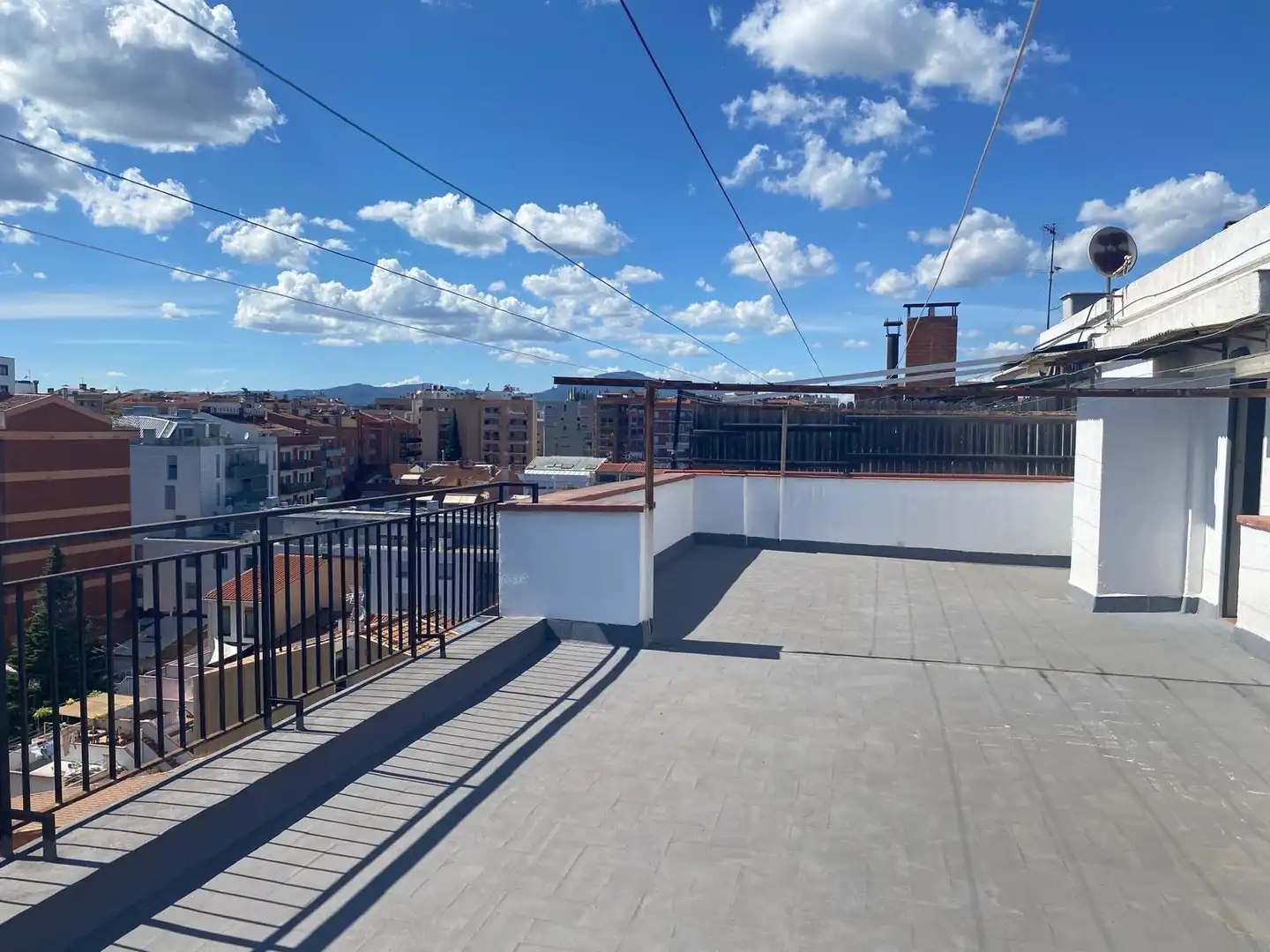 Terrasse von Wohnung zum Verkauf in Sabadell mit Klimaanlage, Heizung und Balkon