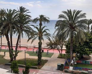 Vista exterior de Pis de lloguer en Benidorm amb Aire condicionat