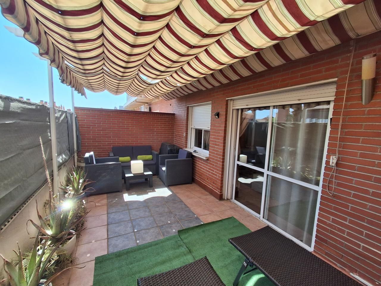 Terrace of Attic for sale in  Madrid Capital  with Air Conditioner, Heating and Parquet flooring