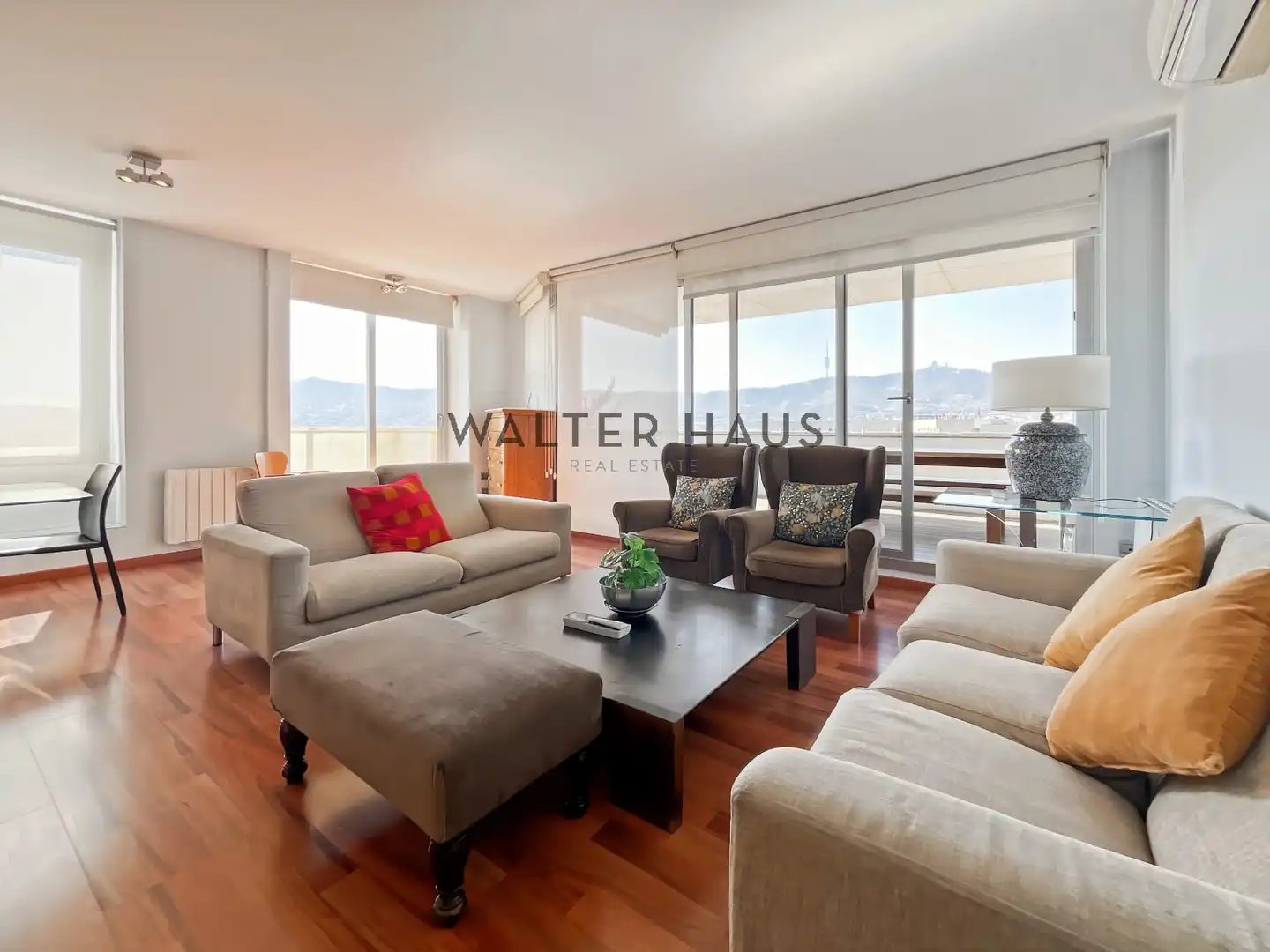 Wohnzimmer von Wohnung zur Miete in Barcelona mit Klimaanlage, Heizung und Möbliert