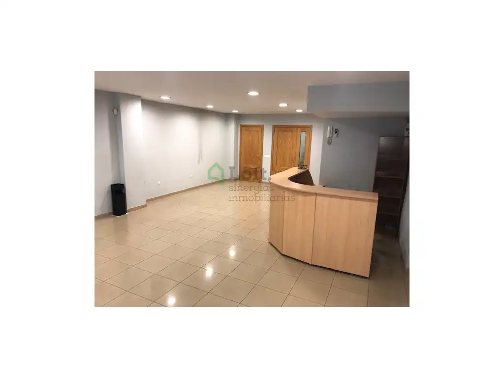 Local comercial en venda a CARDENAL CISNEROS, imagen 3