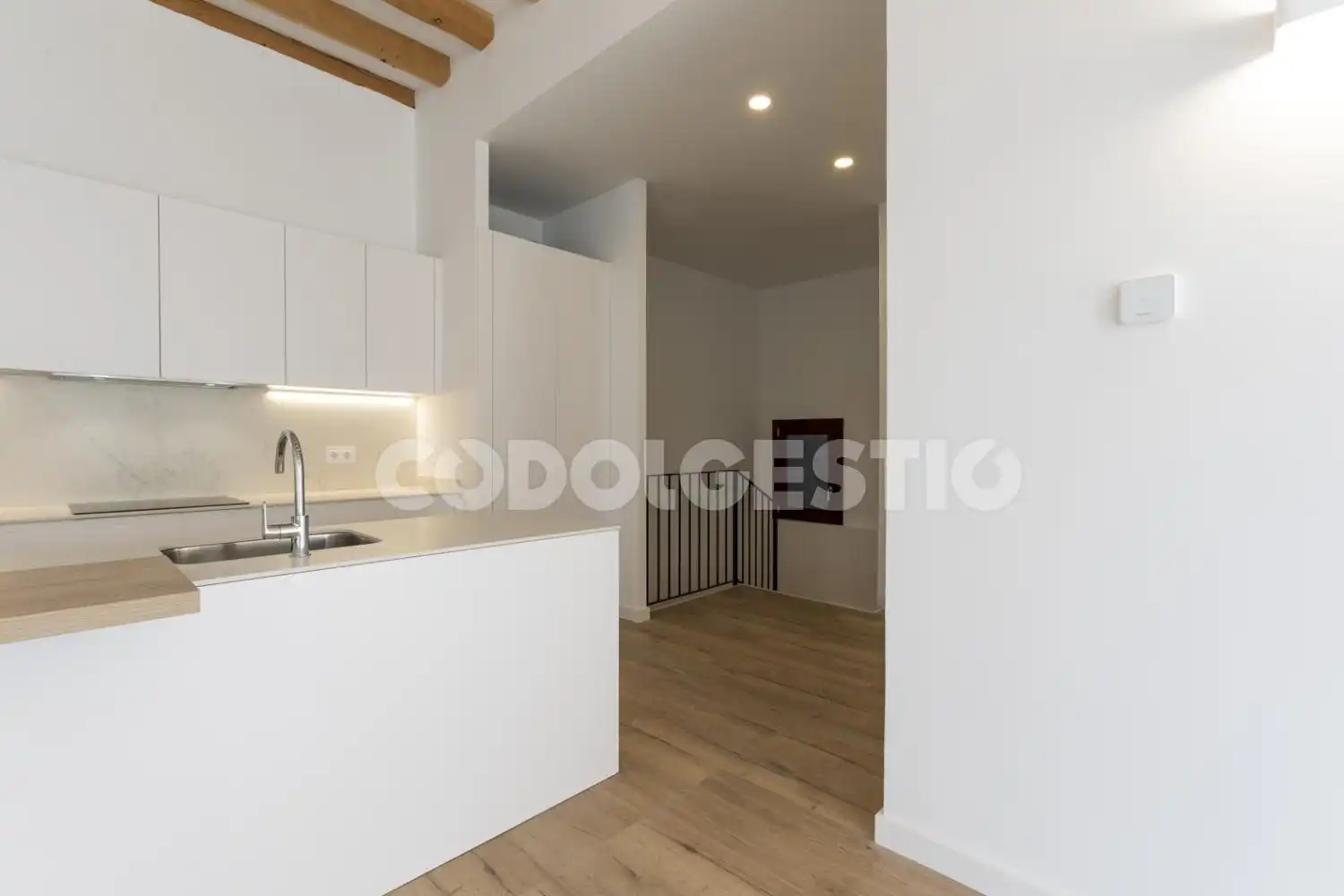 Cocina de Piso de alquiler en Vic con Balcón