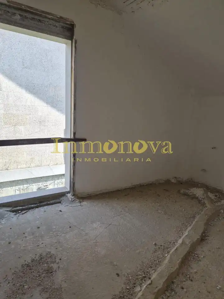 Casa o chalet en venta en A Merca   con Calefacción, Jardín privado y Terraza