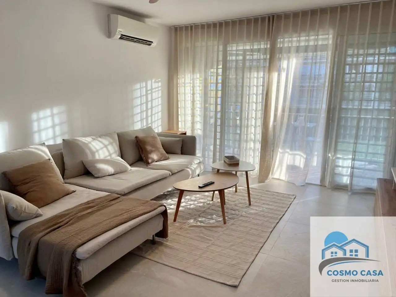 Sala d'estar de Pis de lloguer en Cambrils amb Aire condicionat, Calefacció i Terrassa