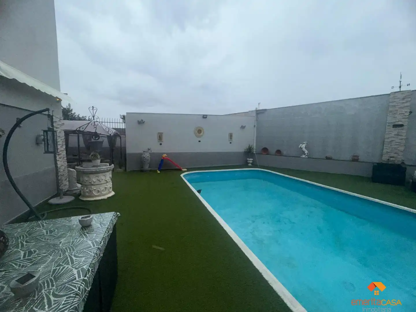Piscina de Casa o chalet en venta en Mérida con Aire acondicionado, Calefacción y Trastero