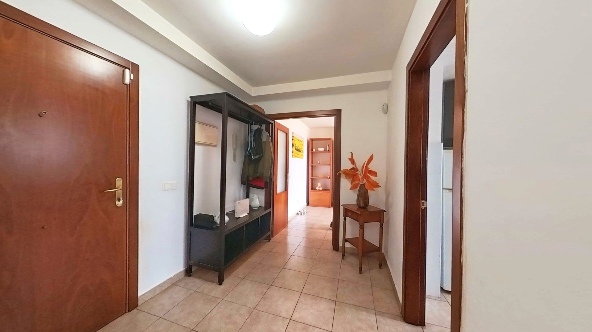 Apartment for sale in Arona  with Storage room, Furnished and Oven