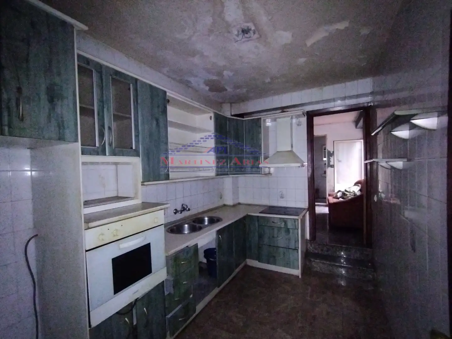 Cuina de Casa o xalet en venda en Huelma amb Terrassa i Traster