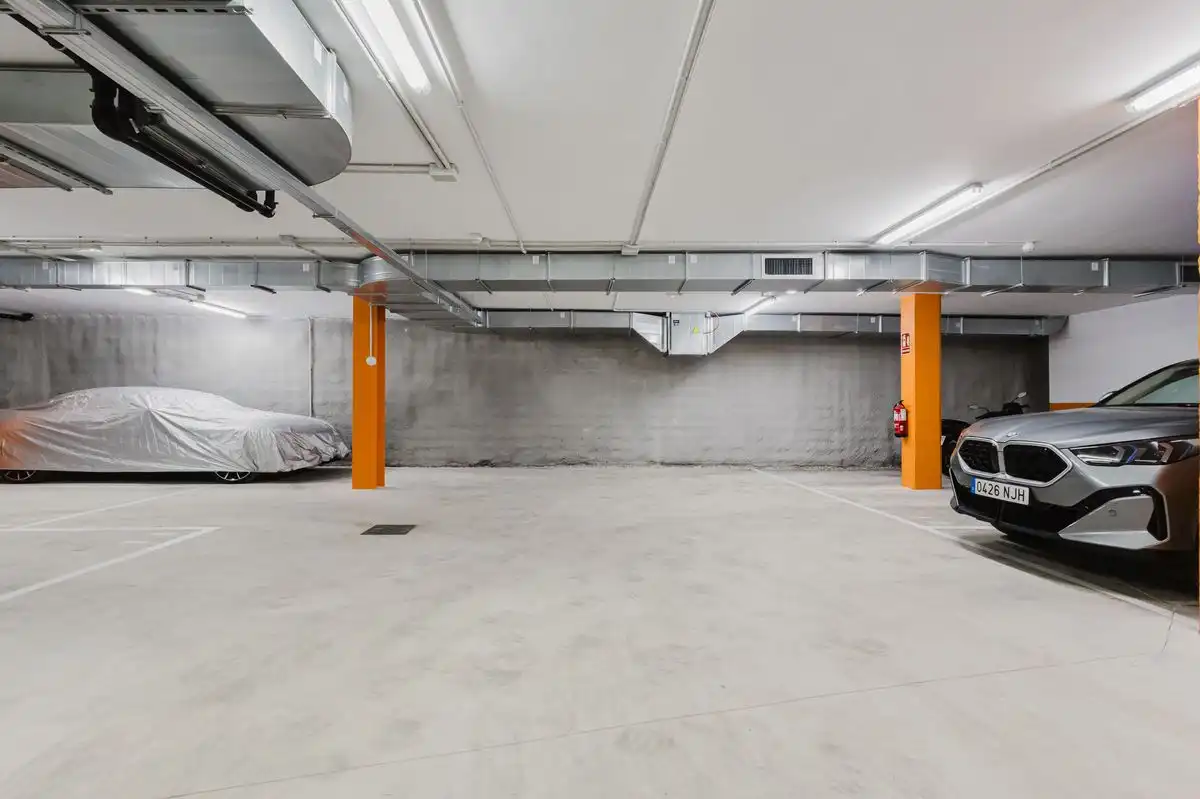 Parkplatz von Maisonette zum Verkauf in Málaga mit Klimaanlage, Heizung und Terrasse