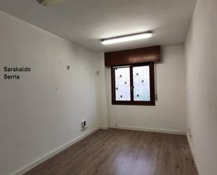 Bedroom of Office to rent in Barakaldo 
