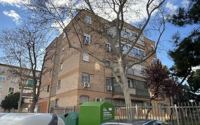Vista exterior de Pis en venda en Parla amb Terrassa