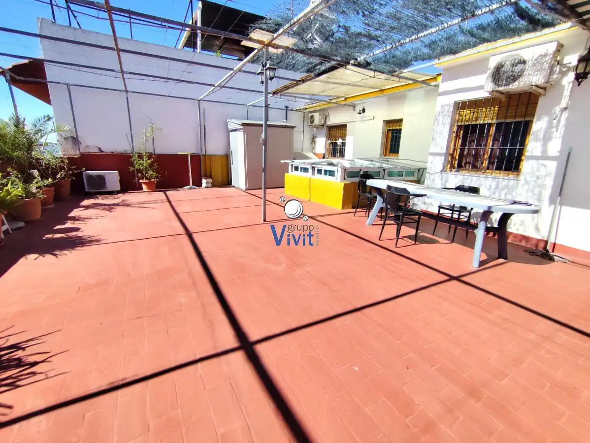 Terrace of Houses for sale in Sevilla  with Terrace and Balcony