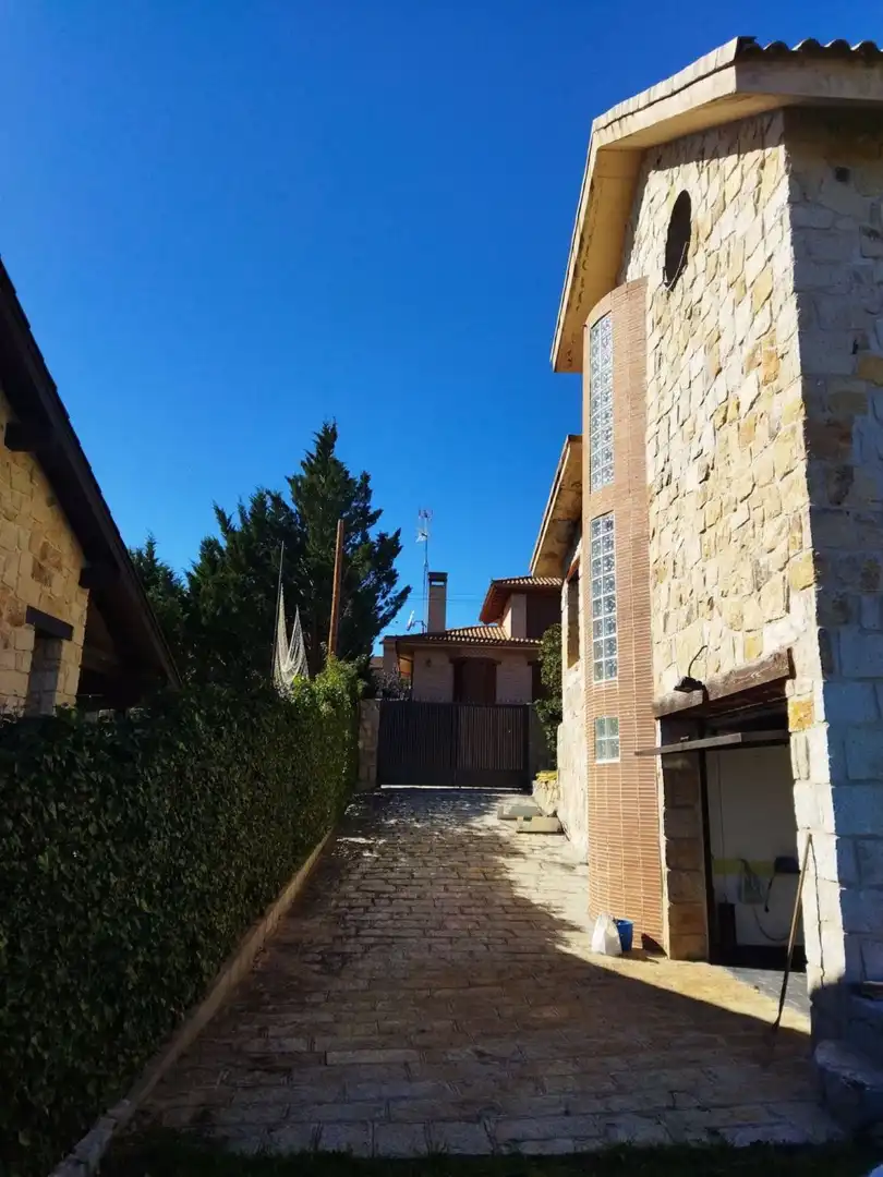 Casa o xalet en venda a Calle Manolo Vázquez, Guadalix de la Sierra