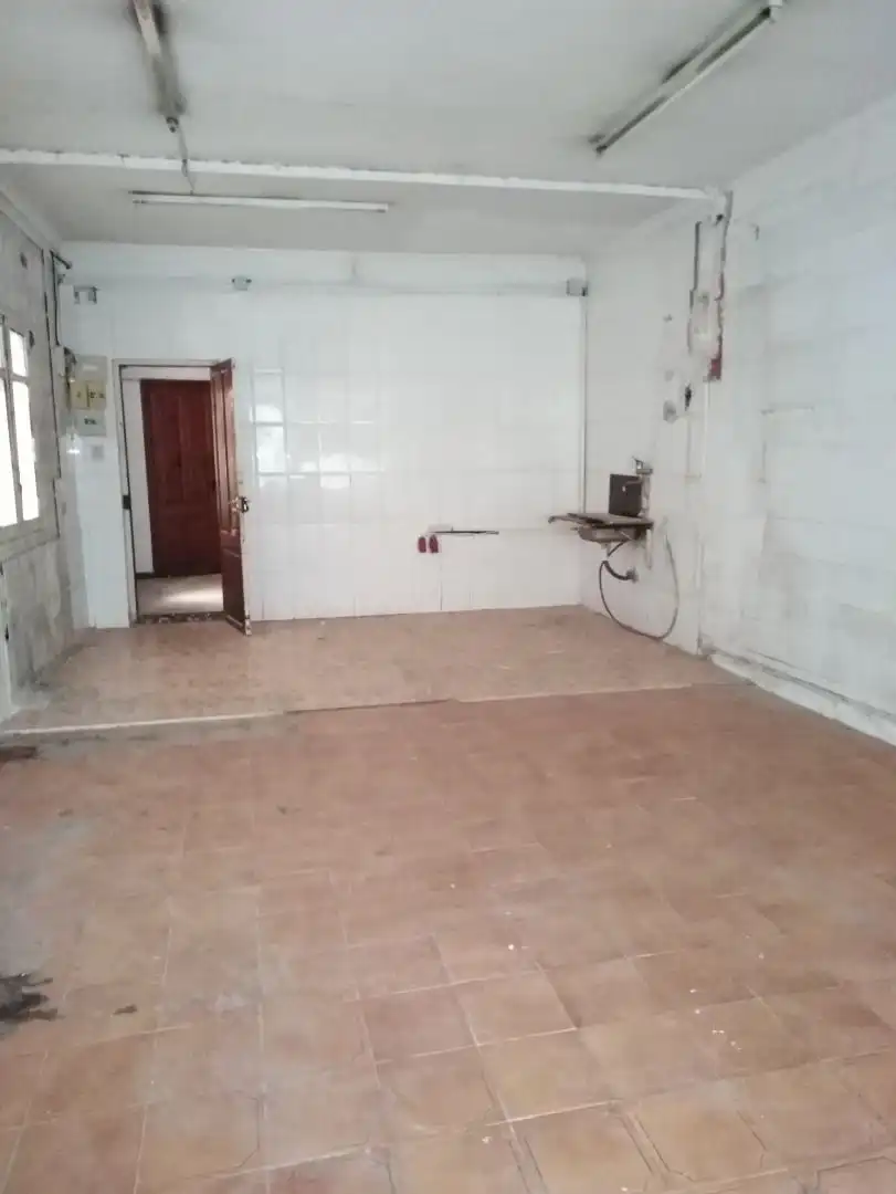 Gewerbefläche zum Verkauf in Carrer de les Parres 20, imagen 2