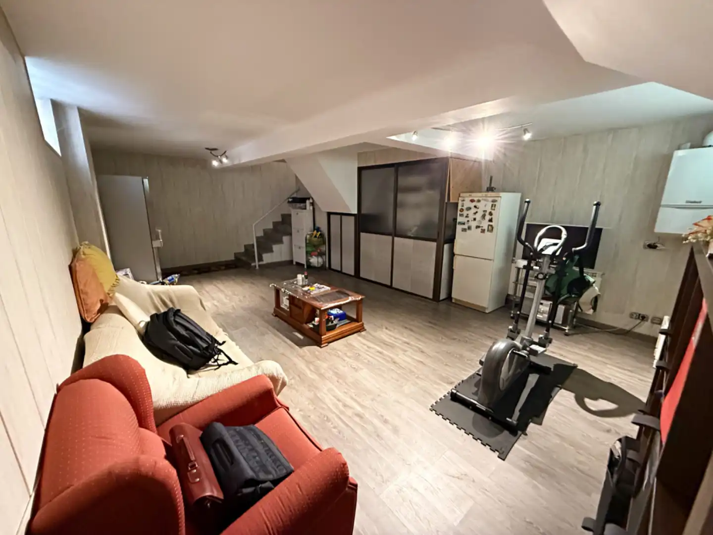 Casa adosada en venta en Oviedo  con Calefacción, Jardín privado y Parquet