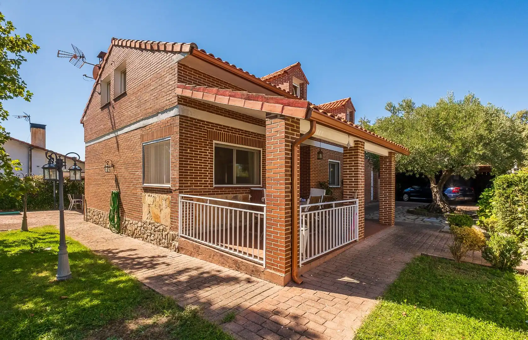 Detached house with pool for sale in Calle BILBAO, imagen 2