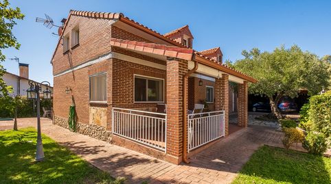 EXCLUSIVO CHALET INDEPENDIENTE EN URB.MONTENEBRO PEDREZUELA, imagen 2