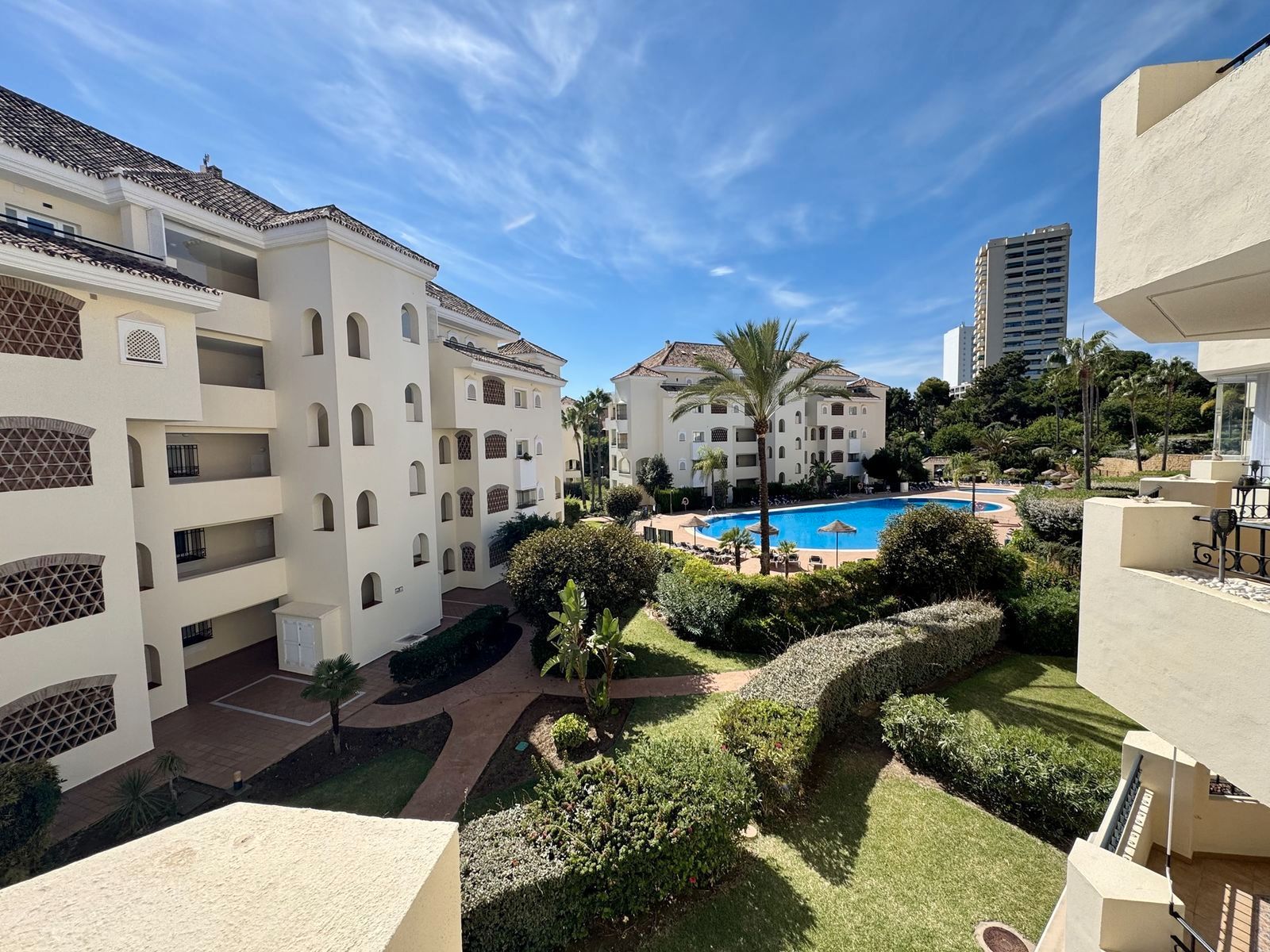 Vista exterior de Apartament en venda en Marbella amb Terrassa, Traster i Moblat