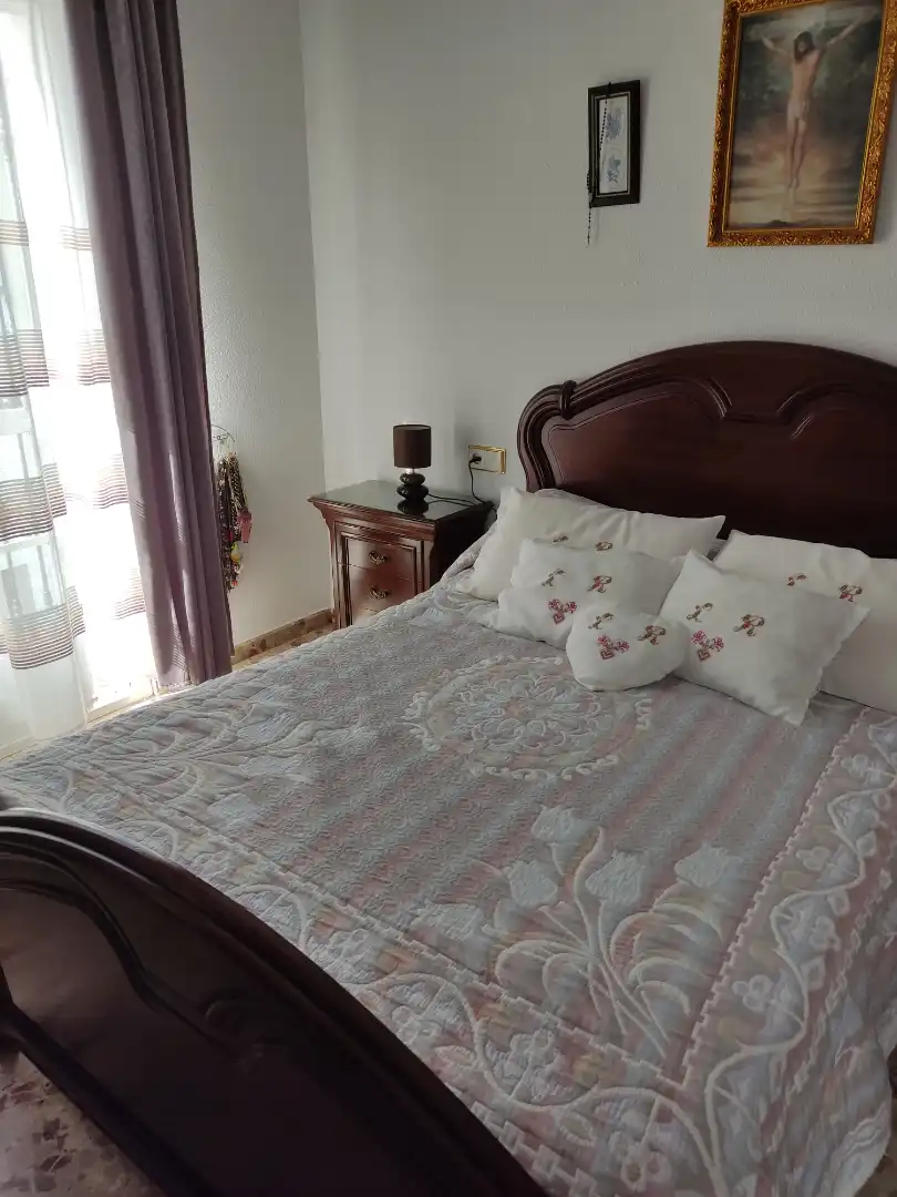 Schlafzimmer von Einfamilien-Reihenhaus zum Verkauf in Barbate mit Klimaanlage, Heizung und Terrasse