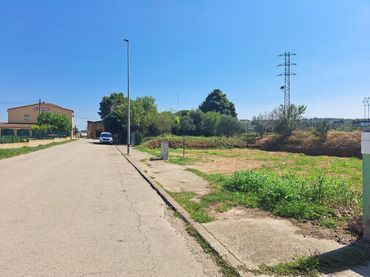 Terreny residencial en venda a Vella 12