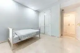 Bedroom of Apartments for sale in Marbella  with Air Conditioner, Private garden and Oven