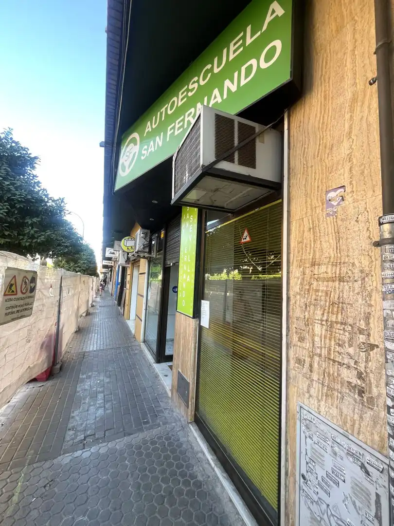 Local de alquiler en Sevilla con Aire acondicionado