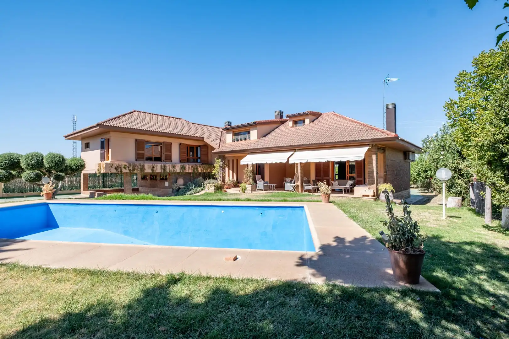 Piscina de Casa o xalet en venda en Urrea de Jalón, Zaragoza