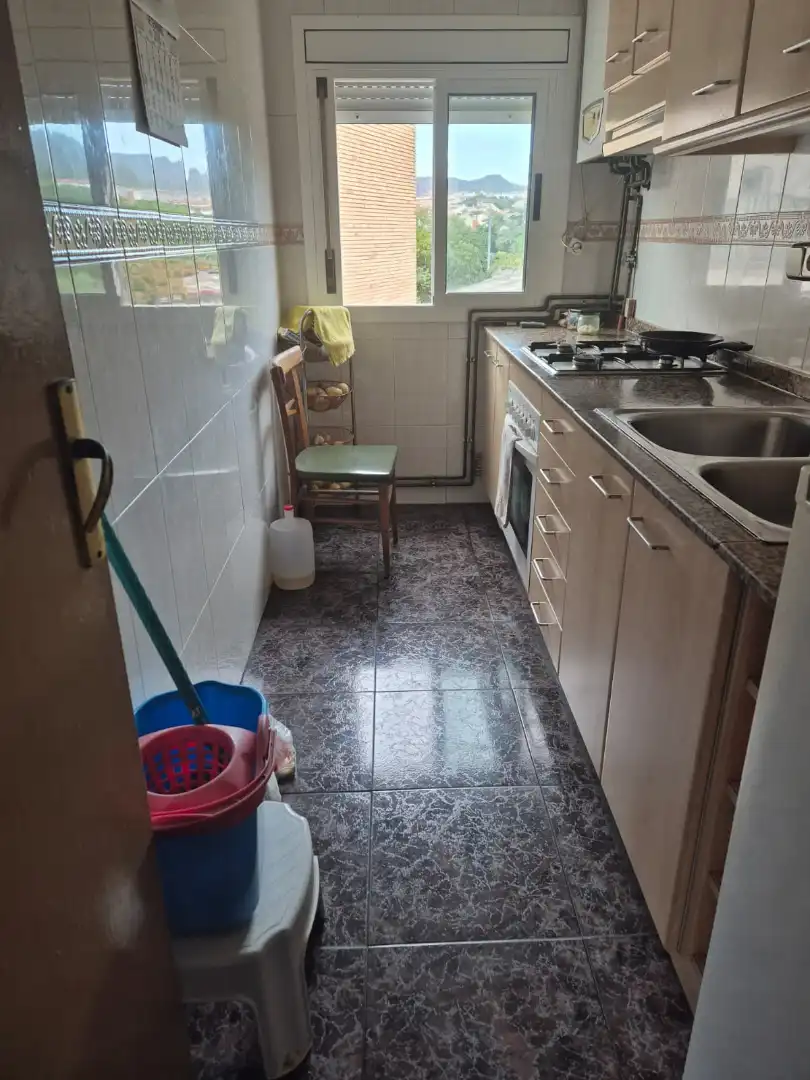 Cocina de Piso en venta en Olesa de Montserrat con Calefacción