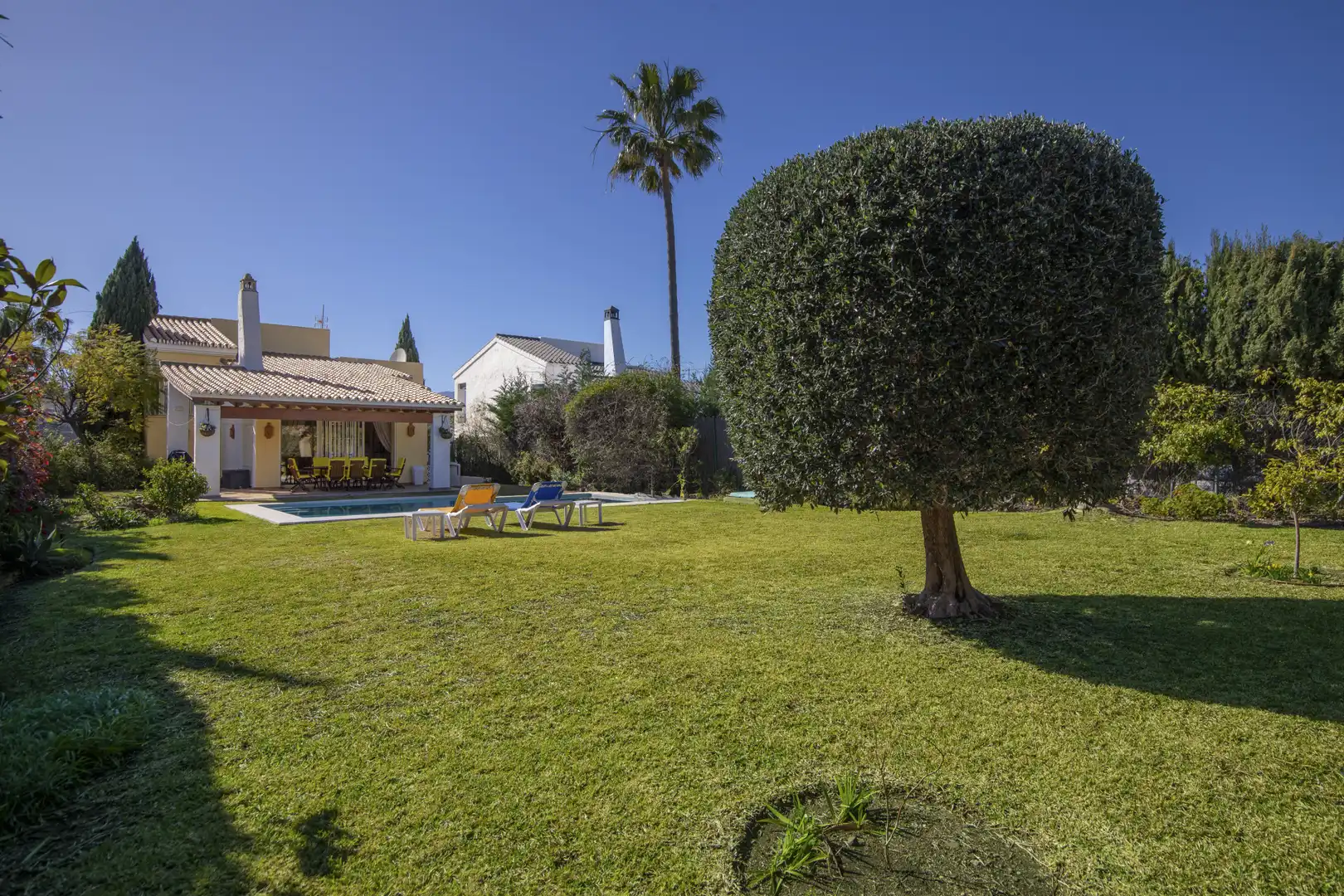 Garden of Houses for sale in Benahavís  with Air Conditioner, Heating and Private garden