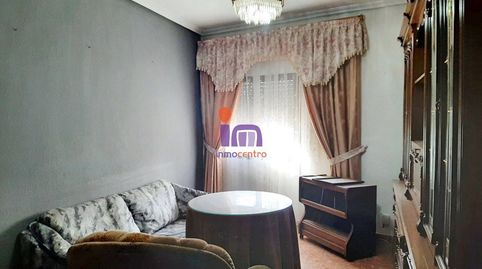 Casa con Local en venta en Santa Cruz De Mudela, 4 dormitorios., imatge 2